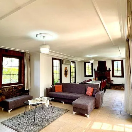 Villa Mor *